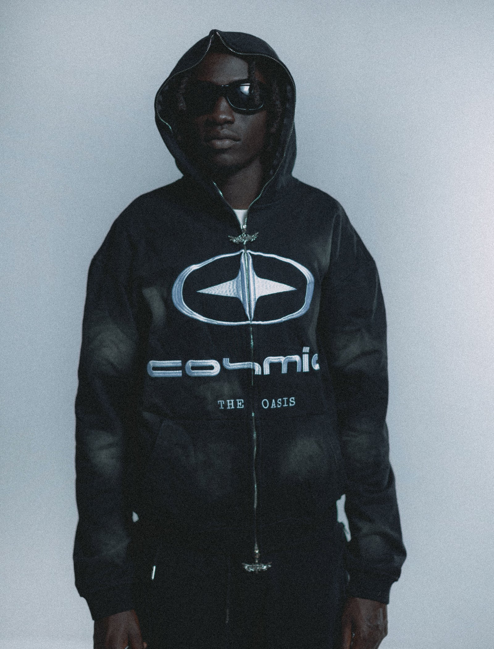 FOREVER ZIP HOODIE