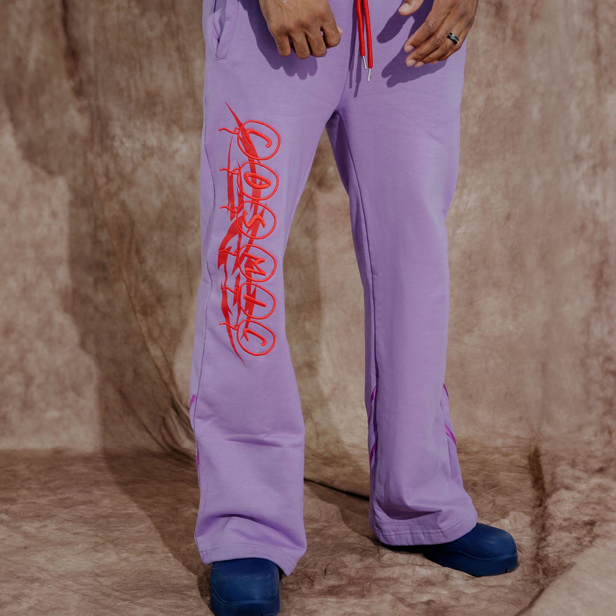 Cosmic the Oasis offers the Ube Collection, starting with this crew neck 100% cotton heavyweight sweatshirt, with decorative Cosmic logo.  Forms a sweatsuit set with the Aspen Heavyweight Sweatpants (sold separately).